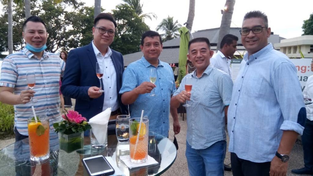 SH Maju Alfred Low (second from right) with guests.