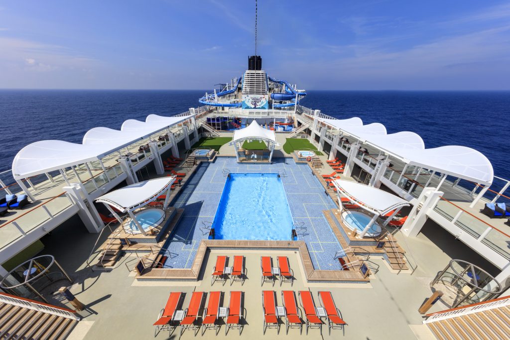 Main pool deck