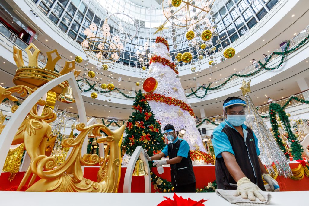 Queensbay Mall Chrsitmas tree.
