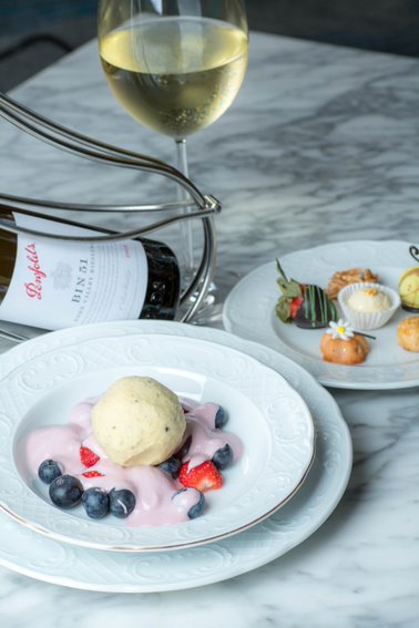 Rasberry with white wine