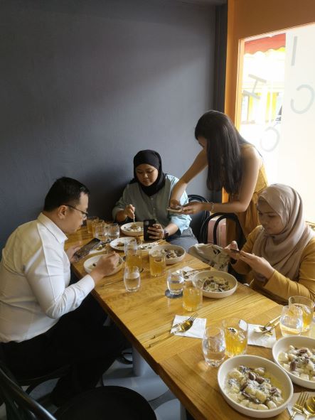 Halal 2