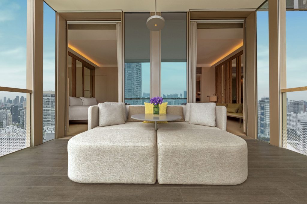 Pan Pacific Orchard_Suite (Balcony)