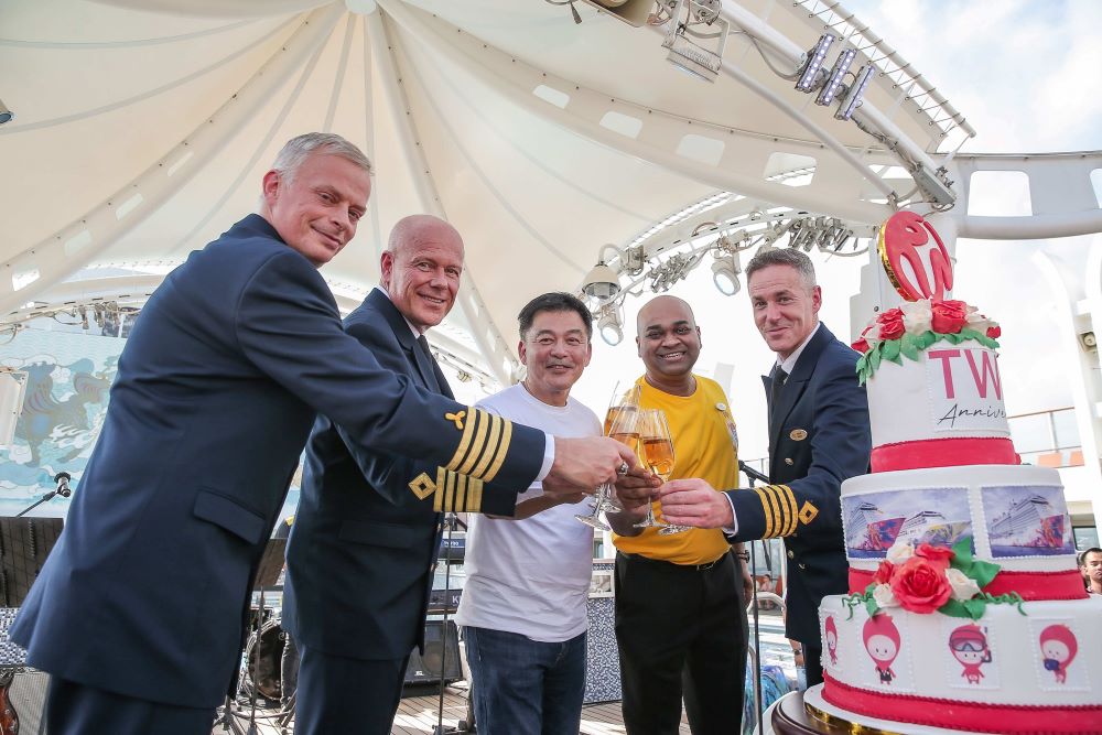 1. RWC 2nd Anniversary on Genting Dream Cutting Cake Ceremony