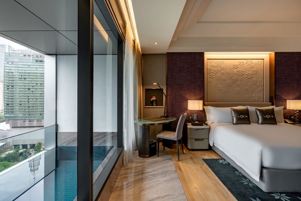 Executive-Pool-Room-03