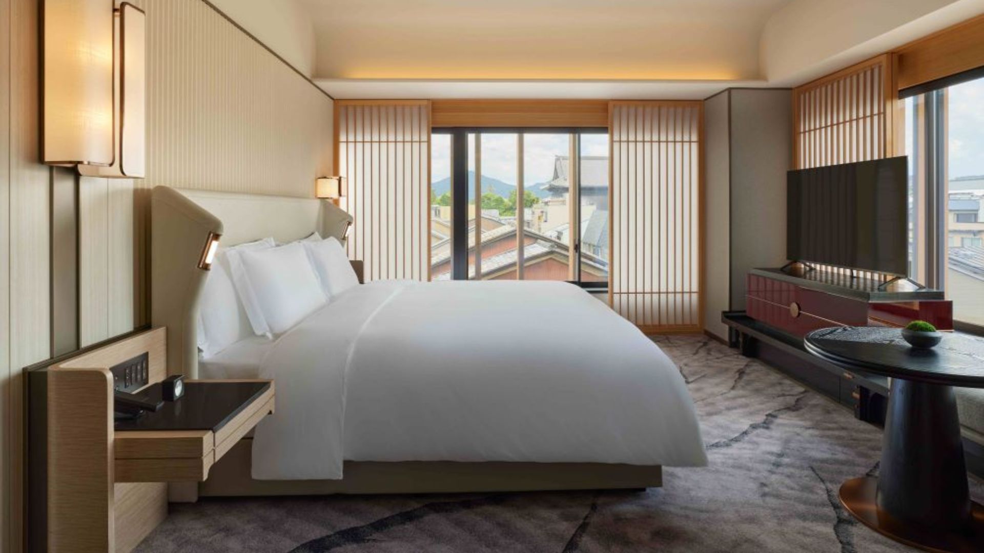 Dusit Thani Kyoto-corner-suite-king