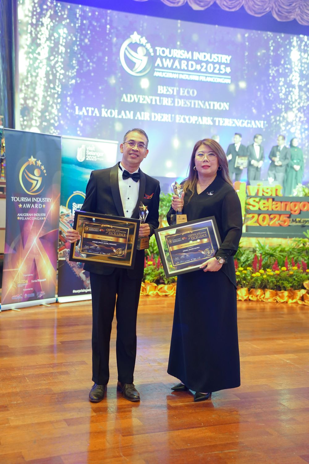 Noorazzudin Omar & Pauline Chua (1)