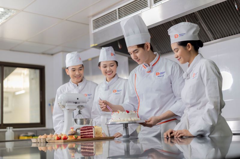 Dusit Thani College (2)